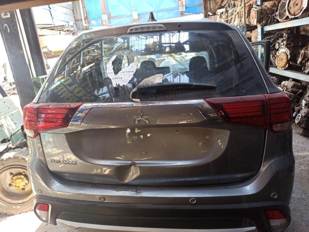  Mitsubishi OUTLANDER 2018    EN DESARME